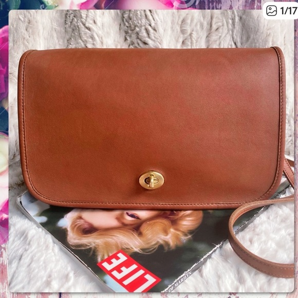 Coach Handbags - VINTAGE COACH BRITISH TAN CONVERTIBLE CLUTCH CROSSBODY BAG 9635